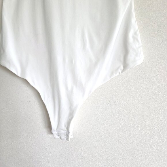 iuga White Bodysuit Crewneck Tank Capsule Wardrobe, Basic Top, Balletcore - Picture 4 of 6